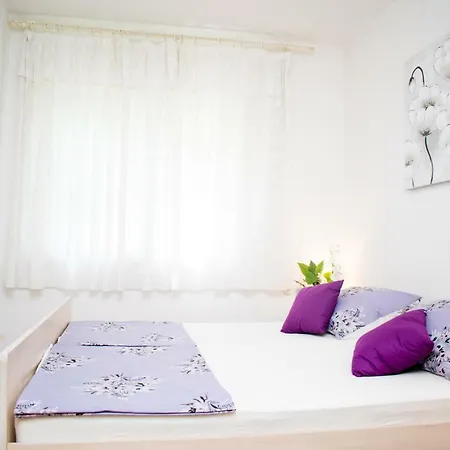 Apartament Maximino