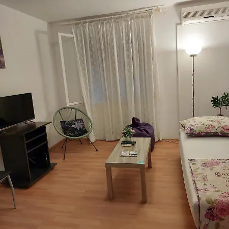 Apartman Maximino *