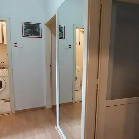 Maximino Apartment