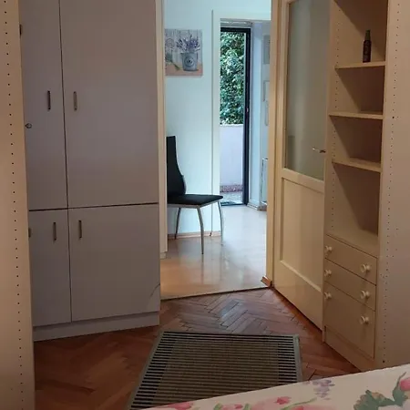 Maximino Lägenhet Split